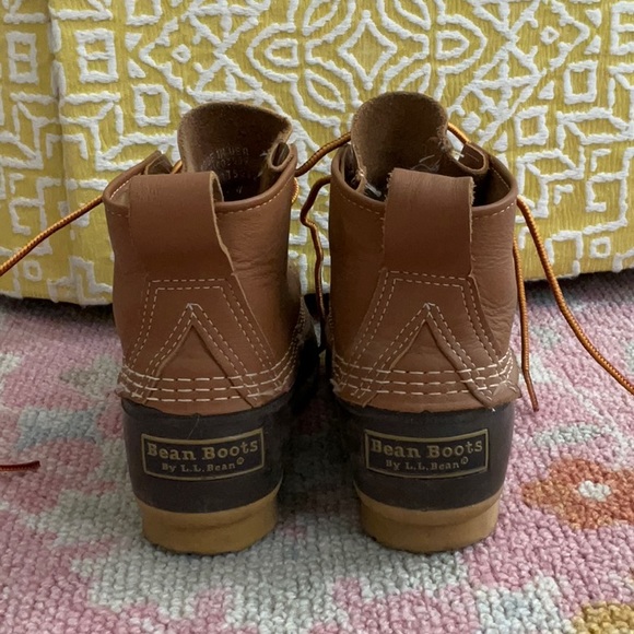 Women’s Bean Boots Size 7 WORN ONCE - Picture 3 of 3